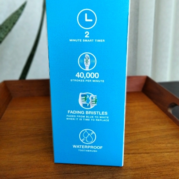 NIB SONICLEAN Ultra Rechargeable Sonic Toothbrush w/ Bonus Toothbrush Heads - Picture 10 of 13